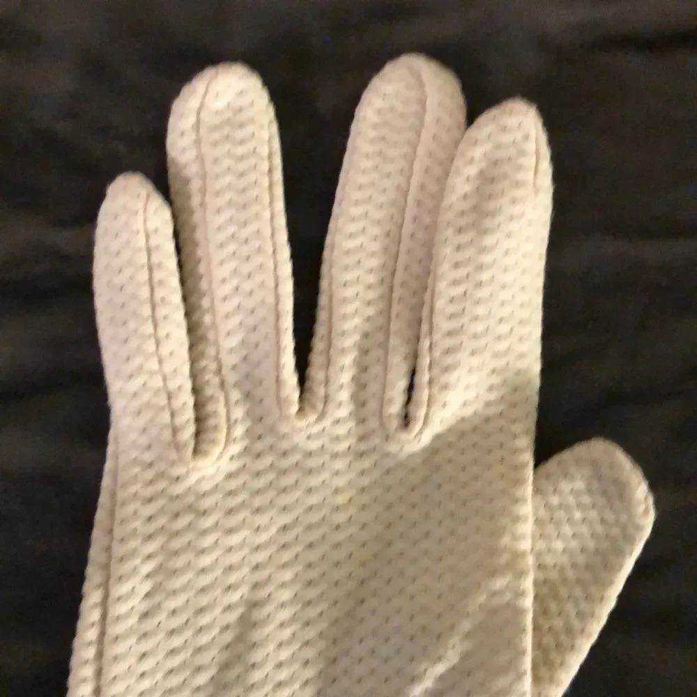 Vintage Off White Knit Ladies/Girls Gloves Small